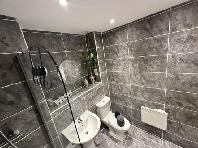 Grand Central Apartments دربي المظهر الخارجي الصورة